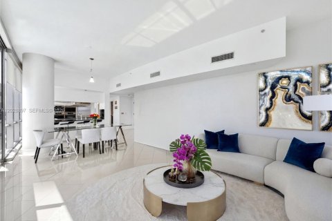 Copropriété à vendre à Sunny Isles Beach, Floride: 3 chambres, 181.72 m2 № 2185915 - photo 5
