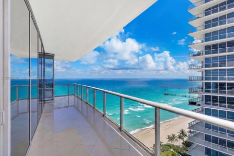 Copropriété à vendre à Sunny Isles Beach, Floride: 3 chambres, 181.72 m2 № 2185915 - photo 3