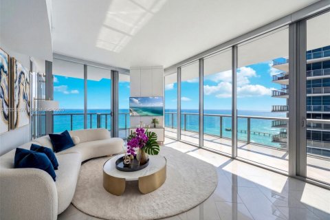 Condo à Sunny Isles Beach, Floride, 3 chambres  № 2185915