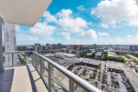Copropriété à vendre à Sunny Isles Beach, Floride: 3 chambres, 181.72 m2 № 2185915 - photo 24