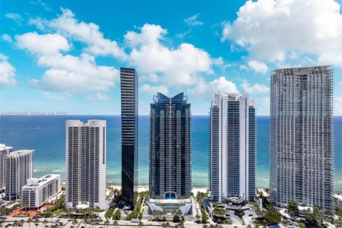 Copropriété à vendre à Sunny Isles Beach, Floride: 3 chambres, 181.72 m2 № 2185915 - photo 28
