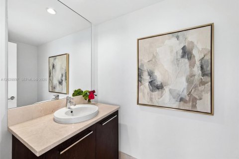 Copropriété à vendre à Sunny Isles Beach, Floride: 3 chambres, 181.72 m2 № 2185915 - photo 27