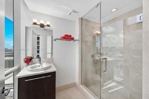 Copropriété à vendre à Sunny Isles Beach, Floride: 3 chambres, 181.72 m2 № 2185915 - photo 23