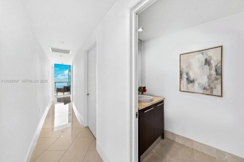 Copropriété à vendre à Sunny Isles Beach, Floride: 3 chambres, 181.72 m2 № 2185915 - photo 26