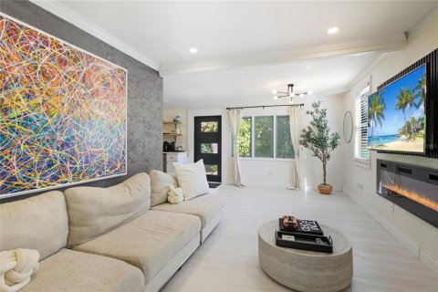 Casa en alquiler en Sarasota, Florida, 3 dormitorios, 137.12 m2 № 2143900 - foto 3