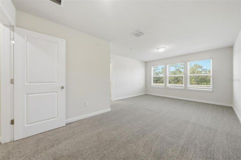 Touwnhouse à louer à Orlando, Floride: 4 chambres, 172.89 m2 № 2430676 - photo 15