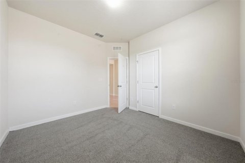 Touwnhouse à louer à Orlando, Floride: 4 chambres, 172.89 m2 № 2430676 - photo 24