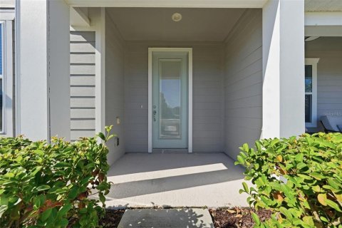 Touwnhouse à louer à Orlando, Floride: 4 chambres, 172.89 m2 № 2430676 - photo 2