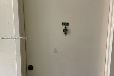 Condo in Coral Springs, Florida  № 1994236 - photo 13