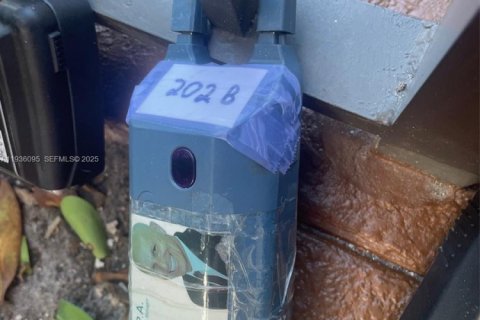 Condo in Coral Springs, Florida  № 1994236 - photo 20