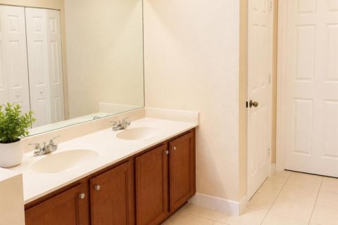 Touwnhouse à vendre à Lake Worth, Floride: 3 chambres, 155.52 m2 № 2242256 - photo 13