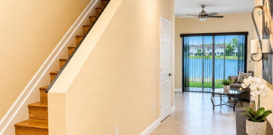 Touwnhouse à Lake Worth, Floride 3 chambres, 155.52 m2 № 2242256