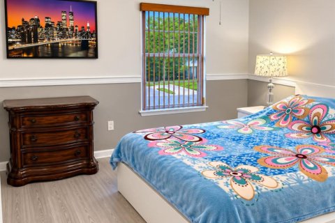 Touwnhouse à vendre à Lake Worth, Floride: 3 chambres, 155.52 m2 № 2242256 - photo 17