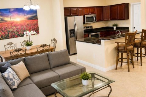 Touwnhouse à vendre à Lake Worth, Floride: 3 chambres, 155.52 m2 № 2242256 - photo 5