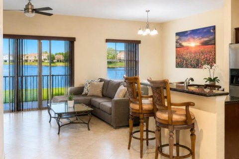 Touwnhouse à vendre à Lake Worth, Floride: 3 chambres, 155.52 m2 № 2242256 - photo 3