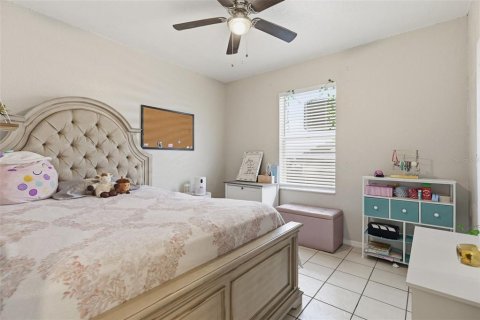 Commercial property in New Port Richey, Florida 6 bedrooms, 233.93 sq.m. № 2094741 - photo 22