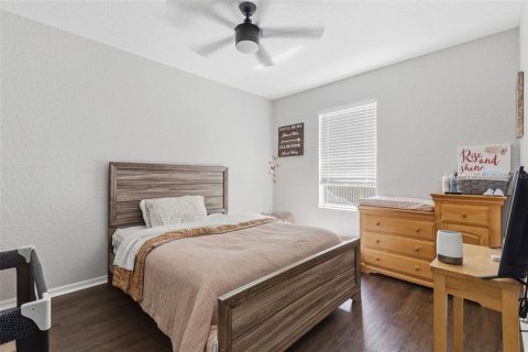 Commercial property in New Port Richey, Florida 6 bedrooms, 233.93 sq.m. № 2094741 - photo 7