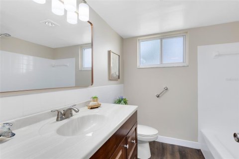 Condominio en venta en Maitland, Florida, 2 dormitorios, 75.81 m2 № 1618805 - foto 9