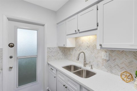 Condominio en venta en Maitland, Florida, 2 dormitorios, 75.81 m2 № 1618805 - foto 6