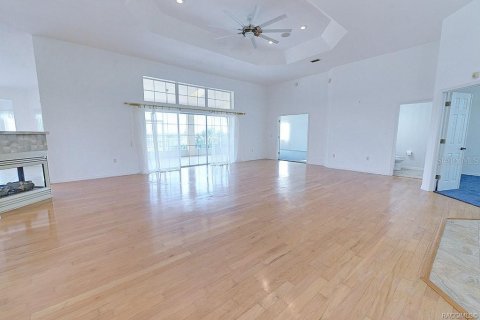 House in Hernando, Florida 3 bedrooms, 201.51 sq.m. № 1525376 - photo 5