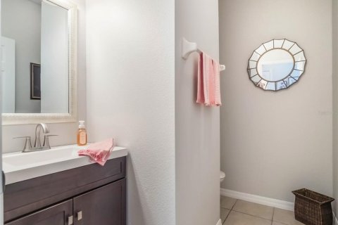 Townhouse in Orlando, Florida 2 bedrooms, 176.24 sq.m. № 1724858 - photo 14