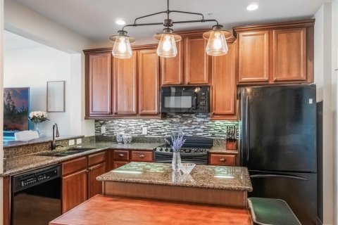 Townhouse in Orlando, Florida 2 bedrooms, 176.24 sq.m. № 1724858 - photo 9