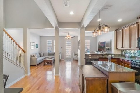 Townhouse in Orlando, Florida 2 bedrooms, 176.24 sq.m. № 1724858 - photo 7