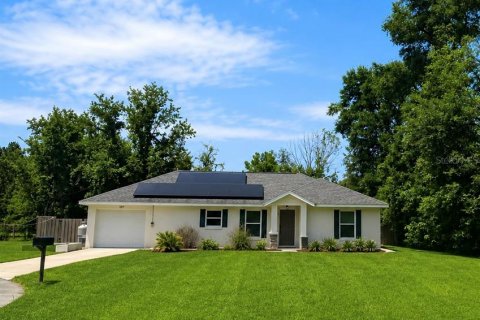House in Ocala, Florida 3 bedrooms, 118.73 sq.m. № 2102522