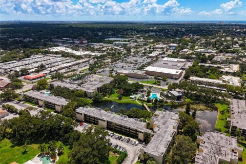 Condo in Largo, Florida, 2 bedrooms  № 1690146 - photo 29