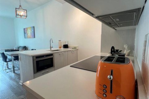 Condominio en venta en Miami, Florida, 1 dormitorio, 57.79 m2 № 1692885 - foto 4