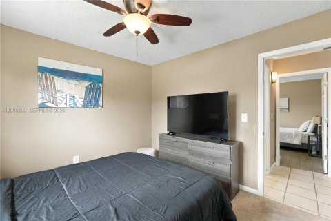 Villa ou maison à louer à Cape Coral, Floride: 2 chambres № 2388059 - photo 8