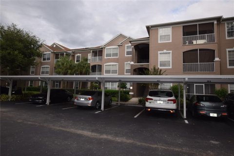 Condominio en venta en Orlando, Florida, 3 dormitorios, 130.81 m2 № 2195488 - foto 3