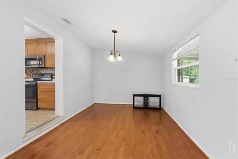 Commercial property in Edgewater, Florida 114.27 sq.m. № 2393410 - photo 16