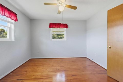 Commercial property in Edgewater, Florida 114.27 sq.m. № 2393410 - photo 18