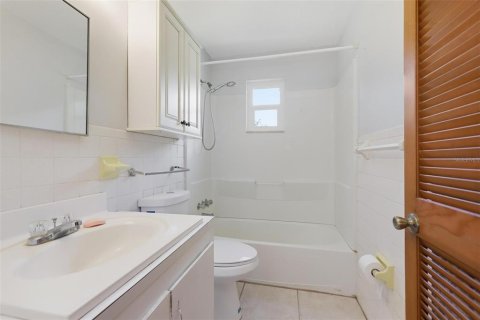 Commercial property in Edgewater, Florida 114.27 sq.m. № 2393410 - photo 21