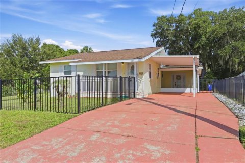 Commercial property in Edgewater, Florida 114.27 sq.m. № 2393410 - photo 4