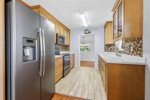 Commercial property in Edgewater, Florida 114.27 sq.m. № 2393410 - photo 10