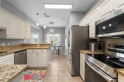 Casa en venta en Gainesville, Florida, 4 dormitorios, 218.41 m2 № 1650559 - foto 13