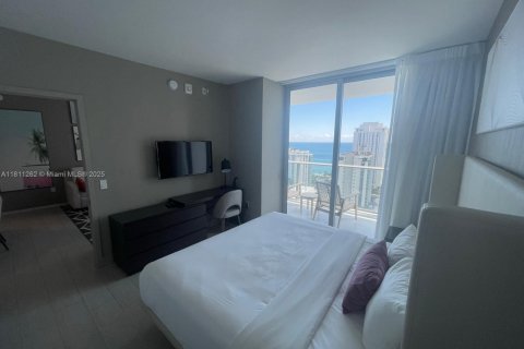 Condo in Hollywood, Florida, 2 bedrooms  № 1756474 - photo 6