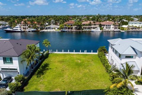 Land in Lighthouse Point, Florida № 708343 - photo 1