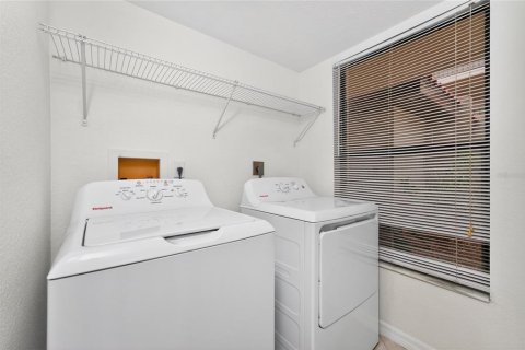 Condo in Punta Gorda, Florida, 2 bedrooms № 2103536 - photo 28