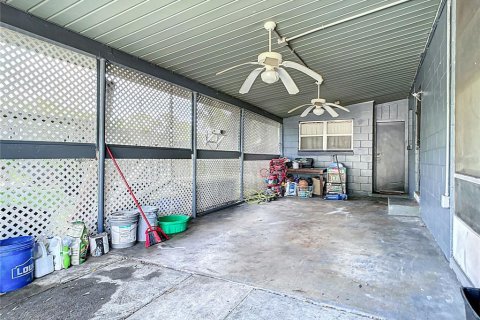 House in Sanford, Florida 3 bedrooms, 135.45 sq.m. № 1866603 - photo 20