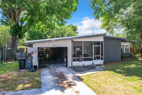 House in Sanford, Florida 3 bedrooms, 135.45 sq.m. № 1866603 - photo 2
