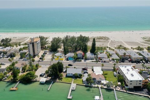 Immobilier commercial à vendre à Treasure Island, Floride: 6 chambres, 282.14 m2 № 2371026 - photo 25