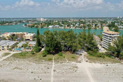 Immobilier commercial à vendre à Treasure Island, Floride: 6 chambres, 282.14 m2 № 2371026 - photo 29