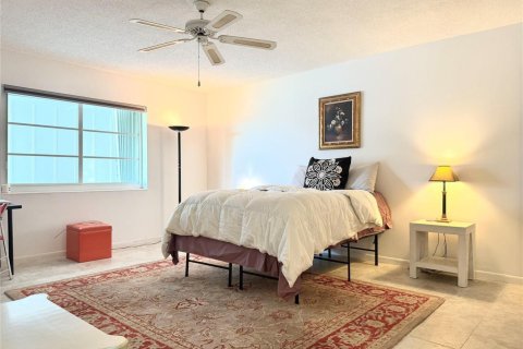 Copropriété à vendre à Oakland Park, Floride: 2 chambres, 107.4 m2 № 2082249 - photo 4