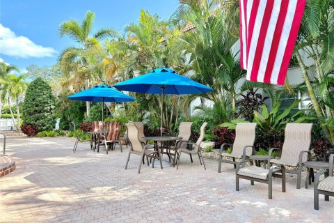 Copropriété à vendre à Oakland Park, Floride: 2 chambres, 107.4 m2 № 2082249 - photo 7