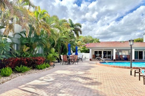 Copropriété à vendre à Oakland Park, Floride: 2 chambres, 107.4 m2 № 2082249 - photo 6