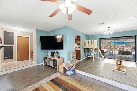 Villa ou maison à vendre à Spring Hill, Floride: 3 chambres, 173.73 m2 № 2225580 - photo 5