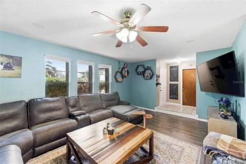 Villa ou maison à vendre à Spring Hill, Floride: 3 chambres, 173.73 m2 № 2225580 - photo 3